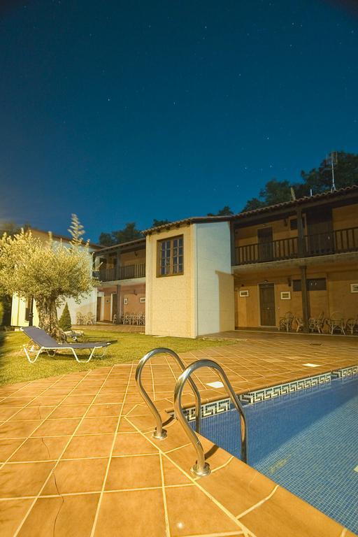 Apartamentos Via Nova Ourense Esterno foto