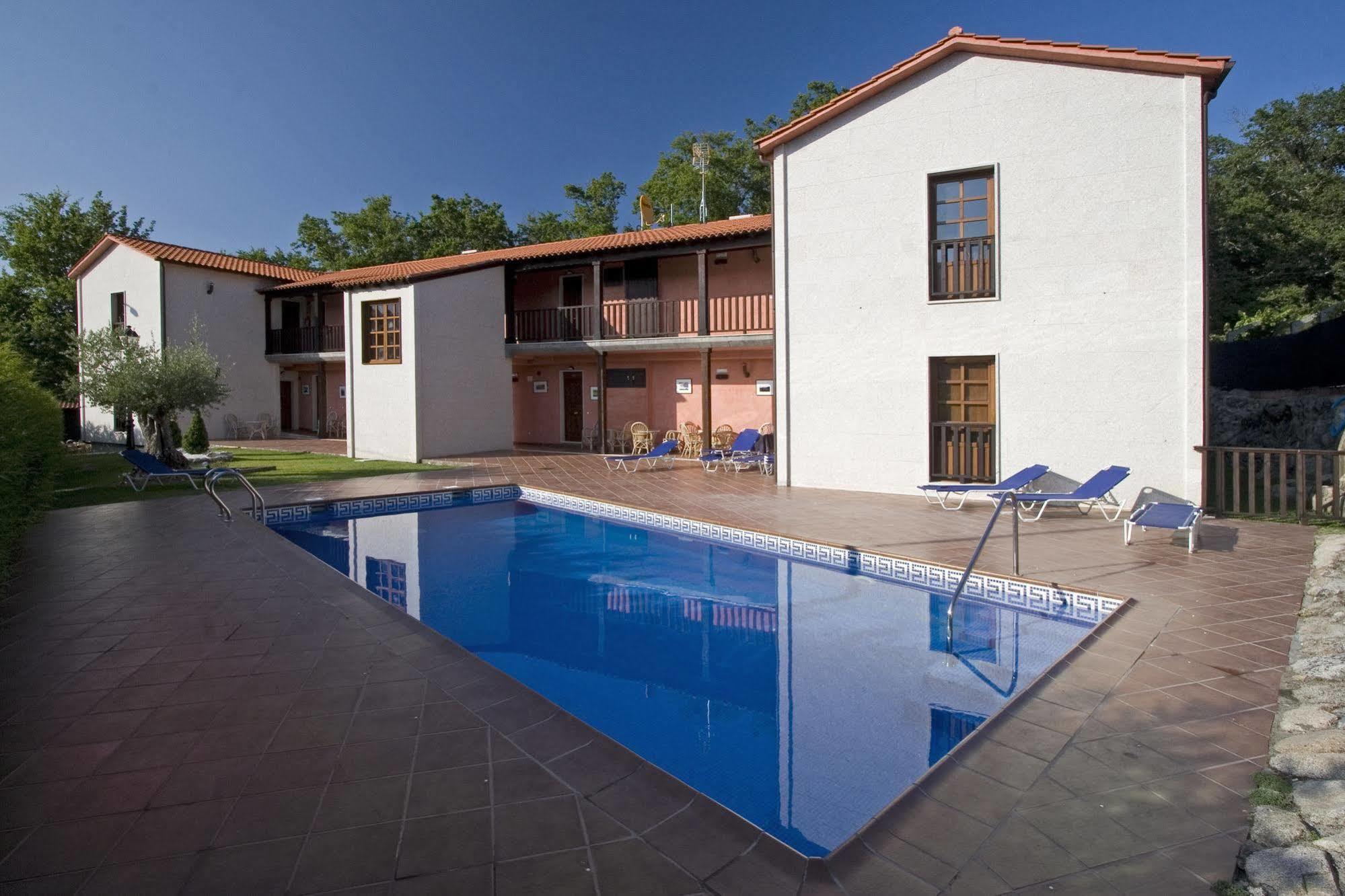 Apartamentos Via Nova Ourense Esterno foto